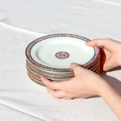 6 assiettes à dessert en porcelaine fleurie