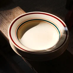 6 assiettes creuses aux rayures colorées