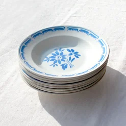 8 assiettes creuses en faïence blanche fleurie