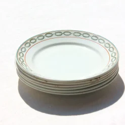 6 Assiettes en terre de fer aux lauriers