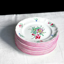 12 assiettes plates de Lunéville