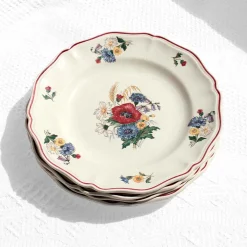 8 assiettes semi creuses aux fleurs des bois