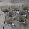 8 coupes en verre fumé vintage