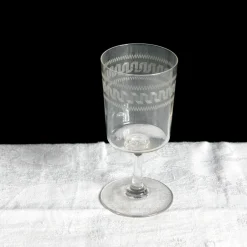 6 verres à vin gravés