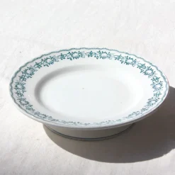 Assiette sur pied aux fruits