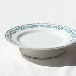 Assiette sur pied aux fruits