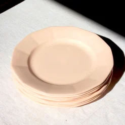 Assiettes anciennes rose poudré