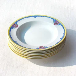 Assiettes art déco aux couleurs vives