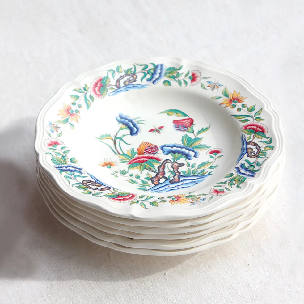 Assiettes au décor style Rouen