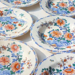 Assiettes aux coq et pivoines de Gien