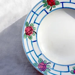 Assiettes aux roses art déco