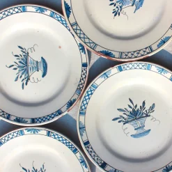 Assiettes en céramique cul noir