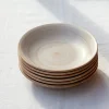 Assiettes en grès naturel