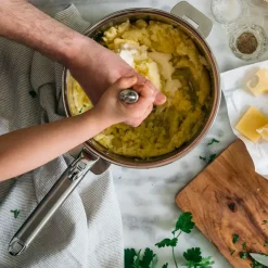 Batterie de trois casseroles inox 18/10 cinq couches manche amovible