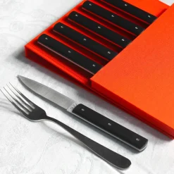 Coffret de six couteaux de table