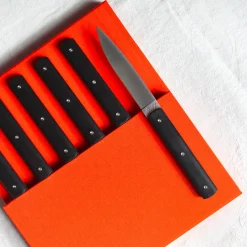 Coffret de six couteaux de table