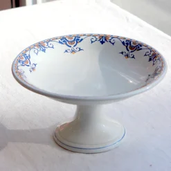 Compotier aux motifs rocailles