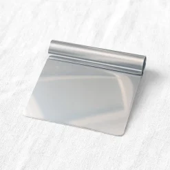 Coupe-pâte à lame droite rigide en inox