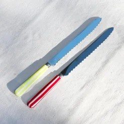 Couteau à pain à rayures