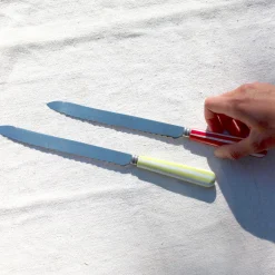 Couteau à pain à rayures