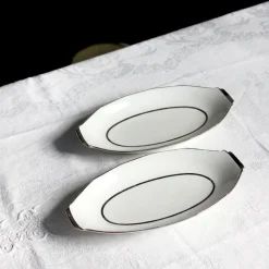 Duo de raviers en porcelaine art déco