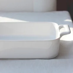 Grand plat à four rectangulaire en porcelaine