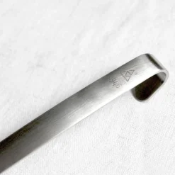 Grande cuillère de service en inox brossé