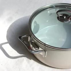 Grande marmite en acier émaillé