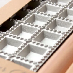 Moule tablette à raviolis et rouleau