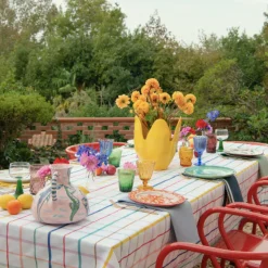 Nappe rectangulaire aux carreaux multicolores