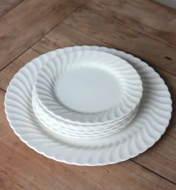 Petit service à gâteau en porcelaine blanche