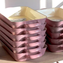 Plat à four émaillé rose - petit format