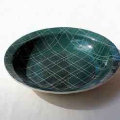 Plat creux en faïence vert foncé