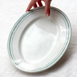 Plat de service ovale aux lauriers