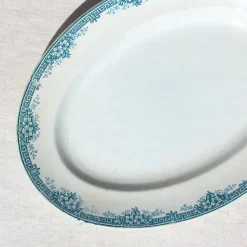 Plat ovale en terre de fer