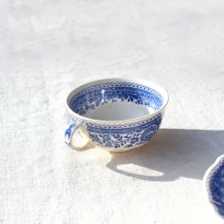 Service à thé en faïence bleue