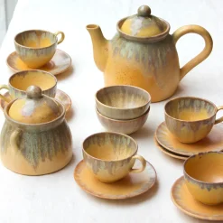 Service en grès jaune