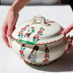 Soupière ancienne bretonne