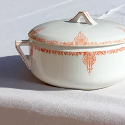 Soupière en terre de fer au décor rouille