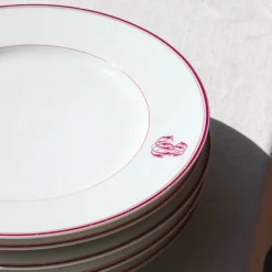 Série d'assiettes en porcelaine ancienne