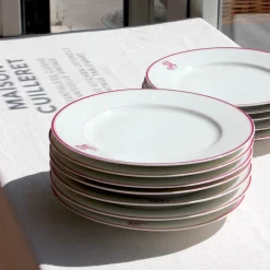 Série d'assiettes en porcelaine ancienne