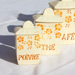 Série de quatre pots de cuisine en faïence