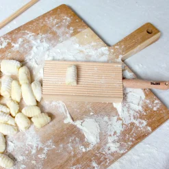 Tablette striée à gnocchis